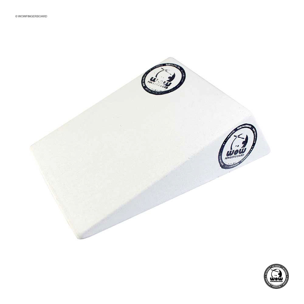 Wow Concrete Kicker Jump