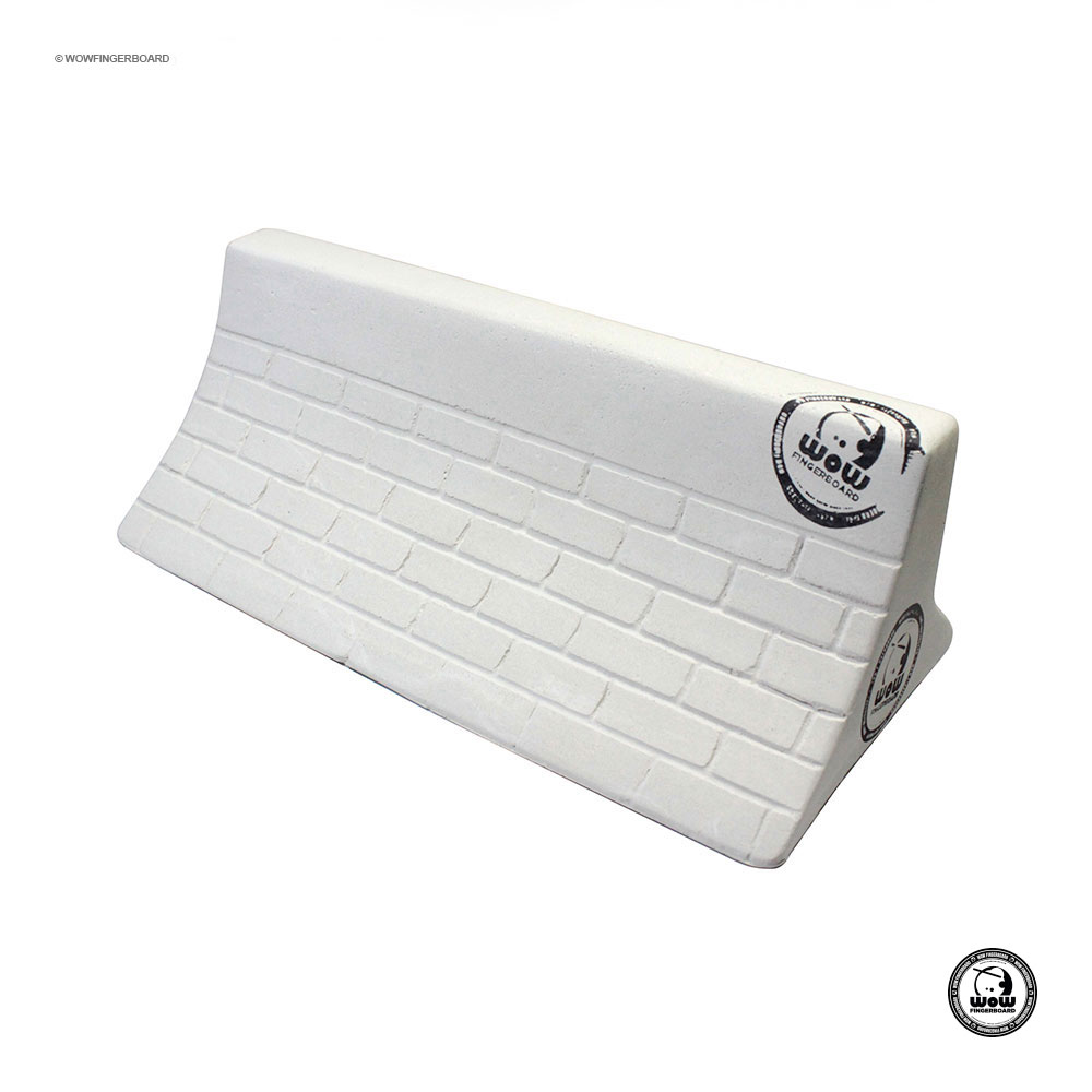 Wow Concrete Quarter Pipe