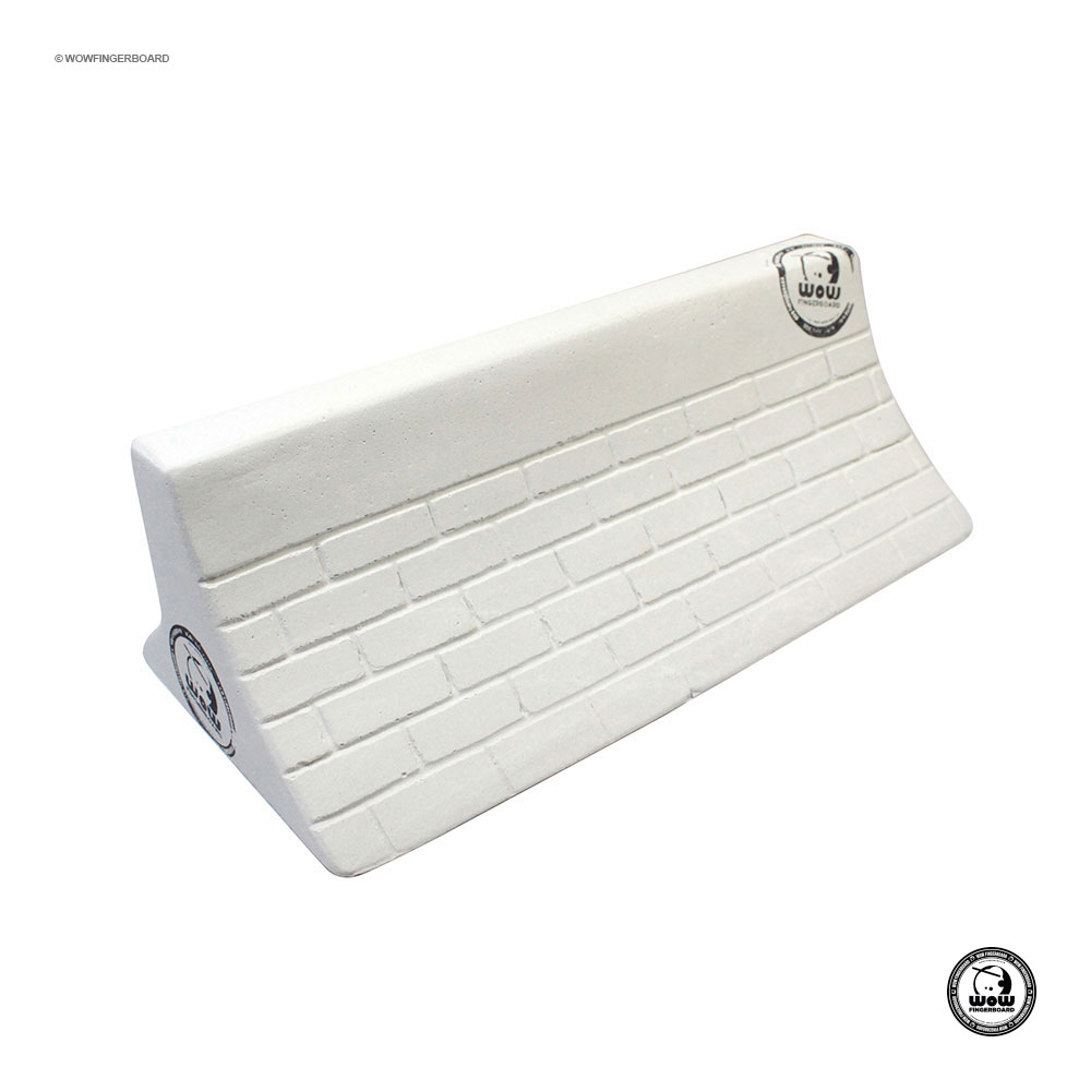 Wow Concrete Quarter Pipe