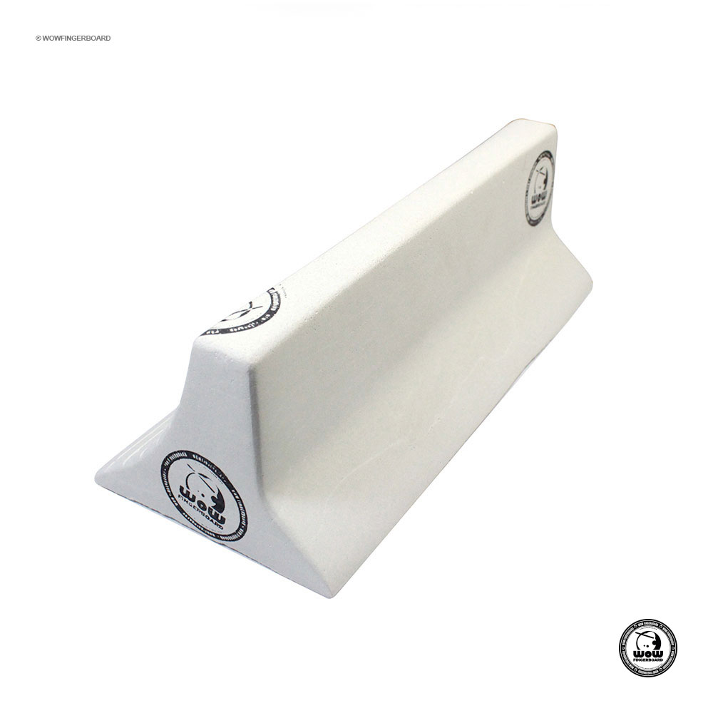 Wow Concrete Quarter Pipe